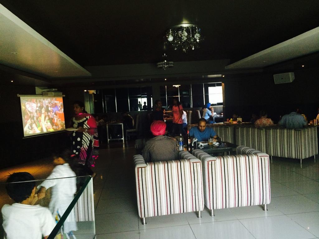Hardy'S World Hotell Ludhiana Eksteriør bilde